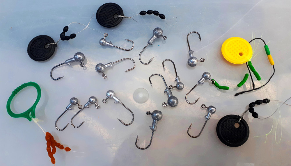 Fishing Hooks And Stoppers